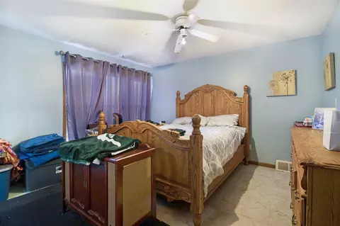 Bedroom - 330 6th, Three Rivers, MI 49093 photo 2 of 7