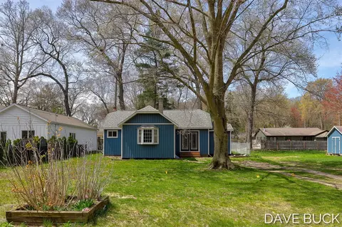 15242 152nd, Spring Lake, MI 49456