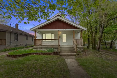 1833 Ralph, Grand Rapids, MI 49507