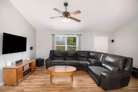 15514 Van Syckle, Gregory, MI 48137 photo 8