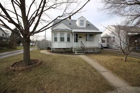 940 Cora, Wyandotte, MI 48192