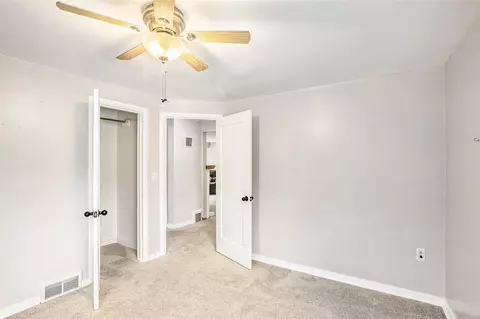 Bedroom - 5647 Maple Dl, Jackson, MI 49201 photo 6 of 6