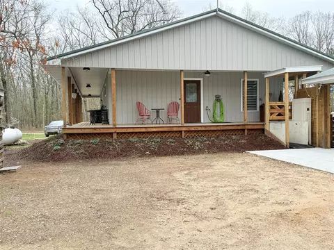 Exterior - 3909 W W Pne, Bitely, MI 49309 photo 2 of 4