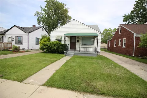 24648 Wilmot, Eastpointe, MI 48021