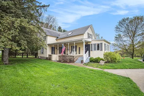 51910 24th, Grand Junction, MI 49056