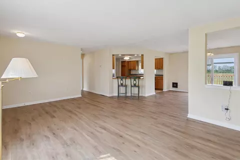 10607 22 Mile, Marshall, MI 49068 photo 6