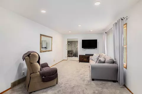 6524 Cooper, Jackson, MI 49201 photo 2