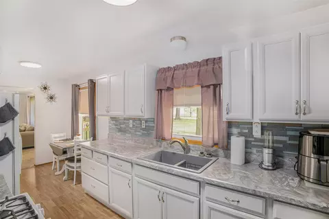 6524 Cooper, Jackson, MI 49201 photo 5