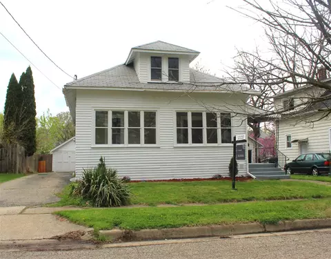 2218 Logan, Kalamazoo, MI 49008