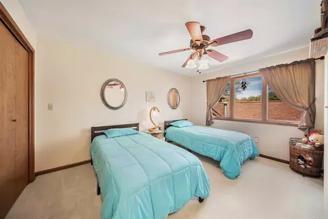 Bedroom - 1852 Wedgefield, Jackson, MI 49201 photo 3 of 4