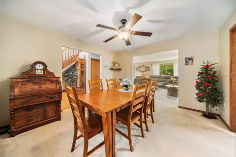 Dining - 1852 Wedgefield, Jackson, MI 49201 photo 1 of 3