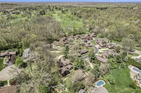 View/Area - 1852 Wedgefield, Jackson, MI 49201 photo 2 of 3