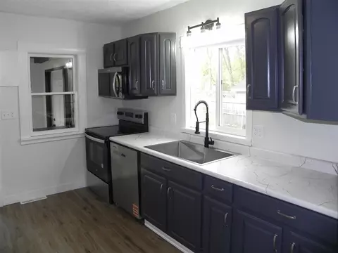 Kitchen - 437 E Michigan, Three Rivers, MI 49093 photo 3 of 5