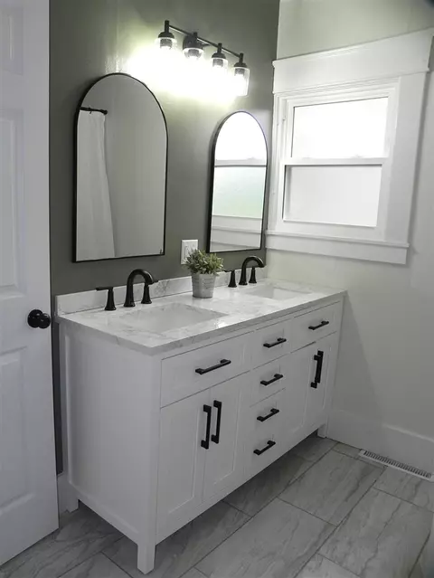 Bath - 437 E Michigan, Three Rivers, MI 49093 photo 1 of 7