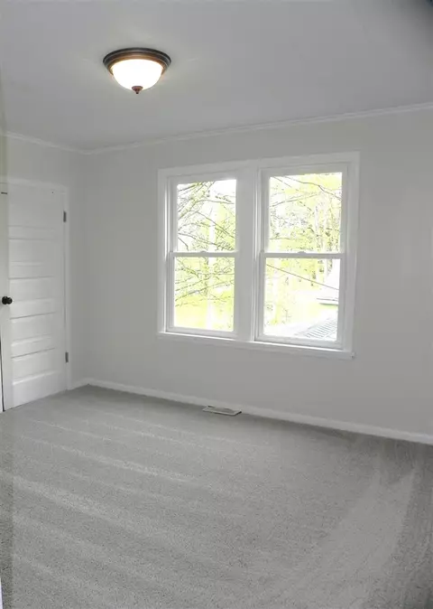 Bedroom - 437 E Michigan, Three Rivers, MI 49093 photo 4 of 5