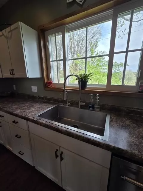6428 E S, Scotts, MI 49088 photo 5
