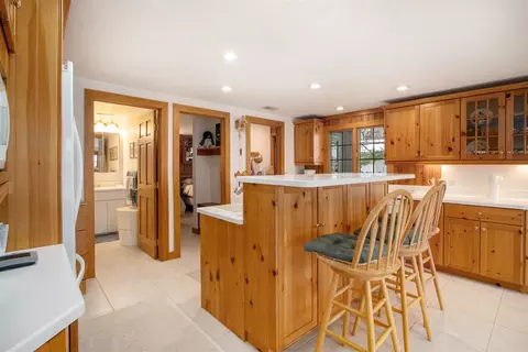 Kitchen - 59672 Summit, Three Rivers, MI 49093 photo 4 of 4