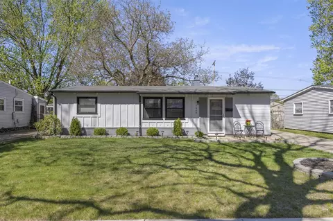 1560 S Carlson, Westland, MI 48186