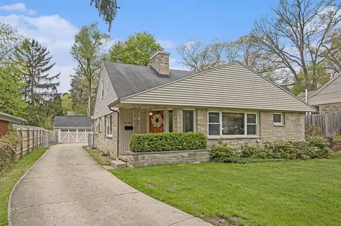 2508 Oakland, Kalamazoo, MI 49008