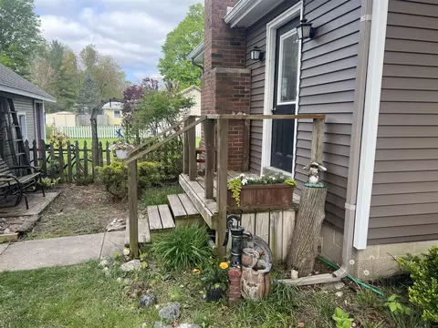 281 Morse, Coldwater, MI 49036 photo 2