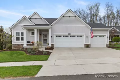 6108 Wild Currant, Caledonia, MI 49316