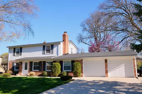 32272 Hearthstone, Farmington Hills, MI 48334