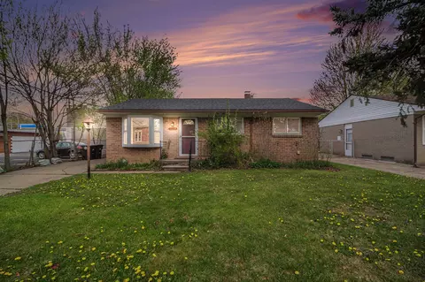 15136 Arcola, Livonia, MI 48154