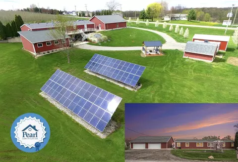12030 S Ferris, Grant, MI 49327