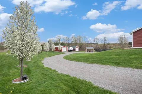 12030 S Ferris, Grant, MI 49327 photo 36