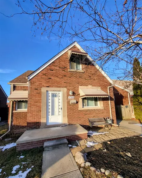1760 Elm, Wyandotte, MI 48192