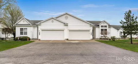 5690 Fairview #38, Fruitport, MI 49415