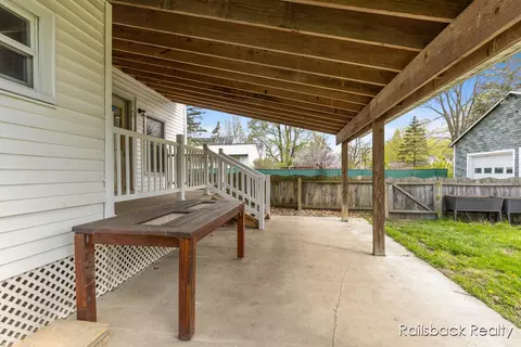 Exterior - 232 S Hawley, Lyons, MI 48851 photo 2 of 4