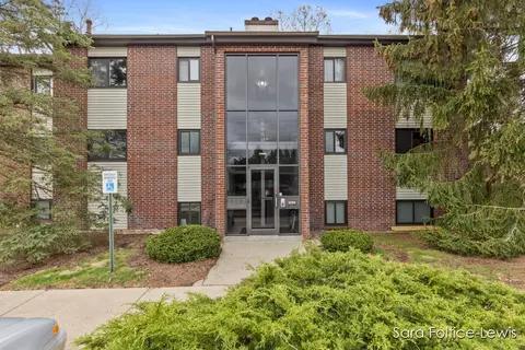 3294 Devonwood #D, Grand Rapids, MI 49525
