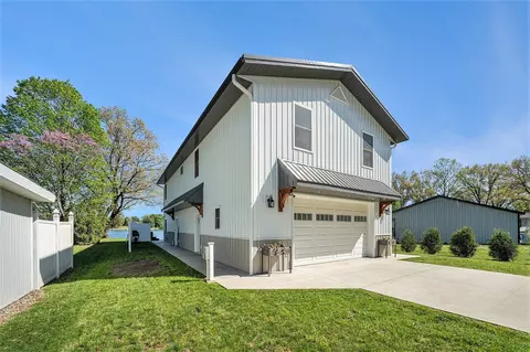 22873 Riverside, Mendon, MI 49072 photo 3