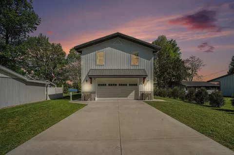 22873 Riverside, Mendon, MI 49072 photo 2