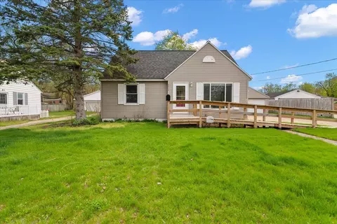 2912 Woodward, Wyoming, MI 49509