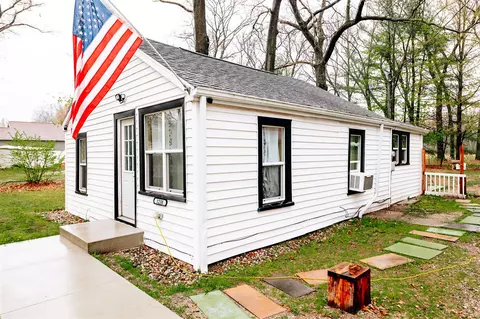 1238 S S Frst, Muskegon, MI 49442