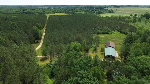 200 S Shearer, Gladwin, MI 48624 photo 2