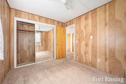 Bedroom - 2475 Spring Grv, Stanton, MI 48888 photo 2 of 4