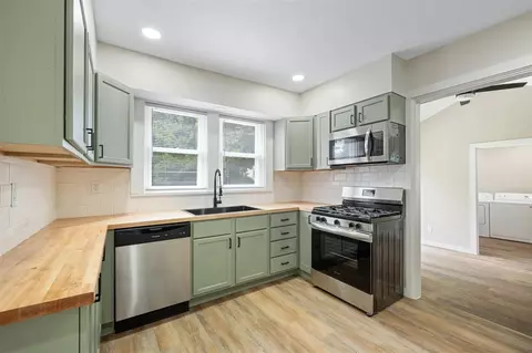 Kitchen - 123 N 2nd, Cassopolis, MI 49031 photo 1 of 4