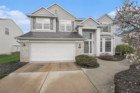 580 Hartfield, Ada, MI 49301