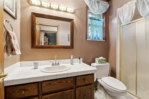 Bath - 47096 Corbett, Macomb, MI 48044 photo 1 of 4