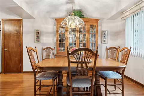 Dining - 47096 Corbett, Macomb, MI 48044 photo 2 of 2