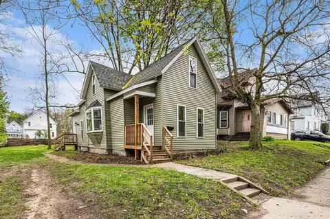 843 Thomas, Grand Rapids, MI 49506