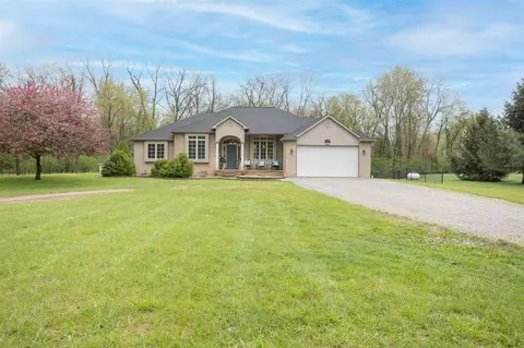 7595 Mt Hope, Grass Lake, MI 49240