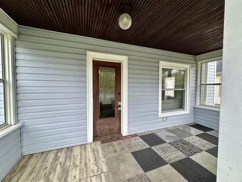 1212 Forest, Jackson, MI 49201 photo 4