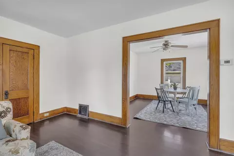 1212 Forest, Jackson, MI 49201 photo 9