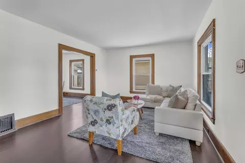 1212 Forest, Jackson, MI 49201 photo 7