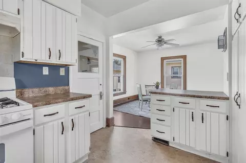 1212 Forest, Jackson, MI 49201 photo 16