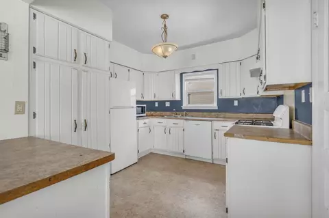 1212 Forest, Jackson, MI 49201 photo 14